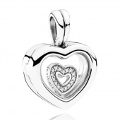 Подвеска с петитом в форме сердца